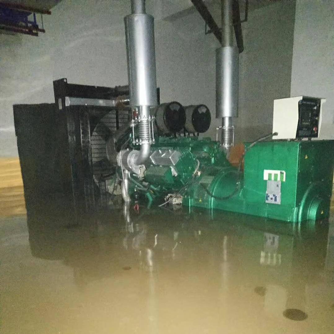 明邦发电机在水中浸泡超20小时仍能启动发电